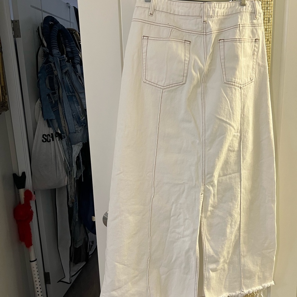 DISSH Off-White Maxi Skirt with Pockets SIZE 10